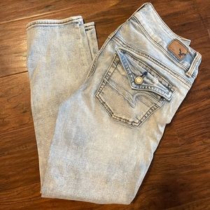 American Eagle Artist Crop Light Wash